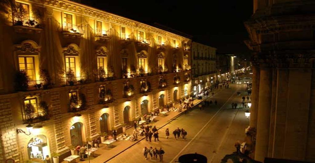 B&B Stesicoro Inhabit - Guesthouse City Center Catane Extérieur photo