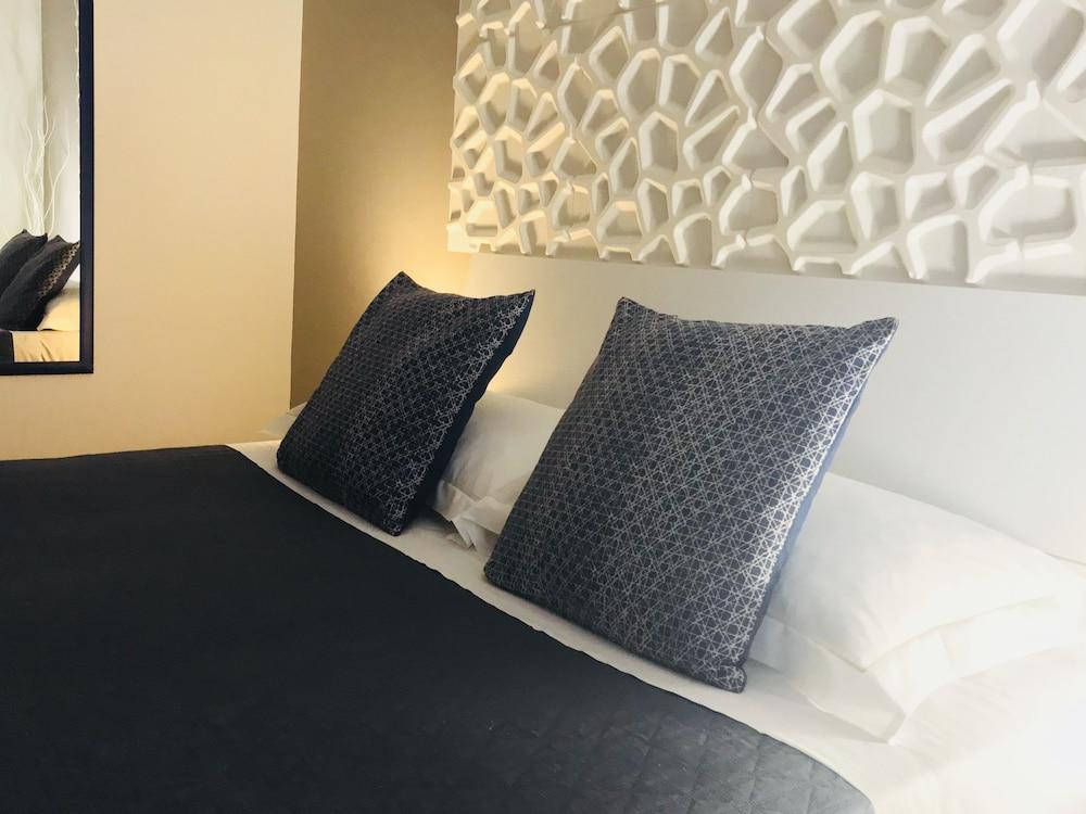 B&B Stesicoro Inhabit - Guesthouse City Center Catane Extérieur photo