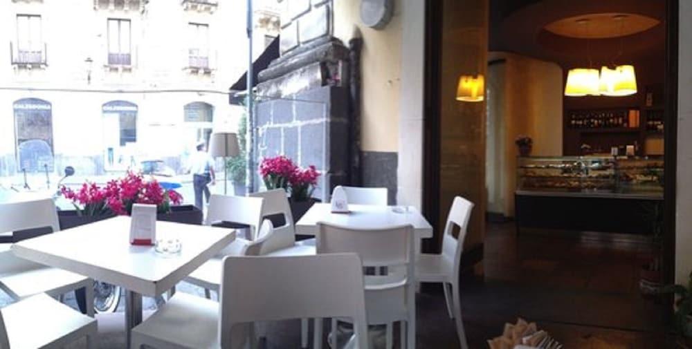 B&B Stesicoro Inhabit - Guesthouse City Center Catane Extérieur photo