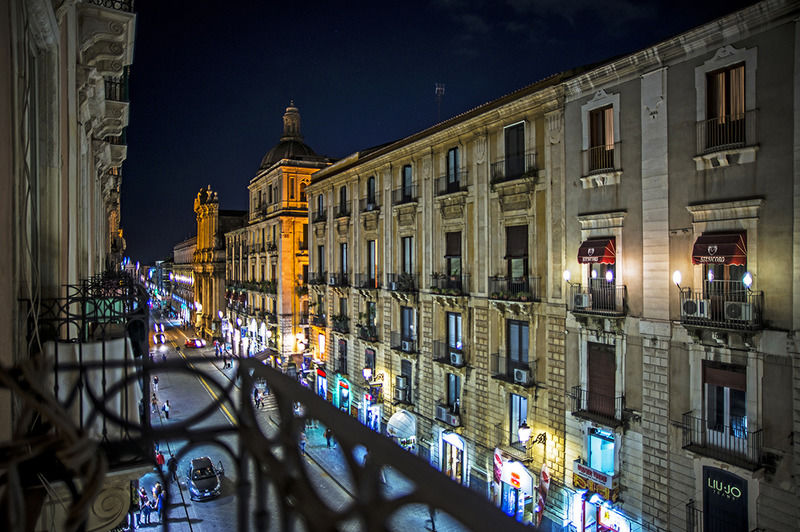 B&B Stesicoro Inhabit - Guesthouse City Center Catane Extérieur photo